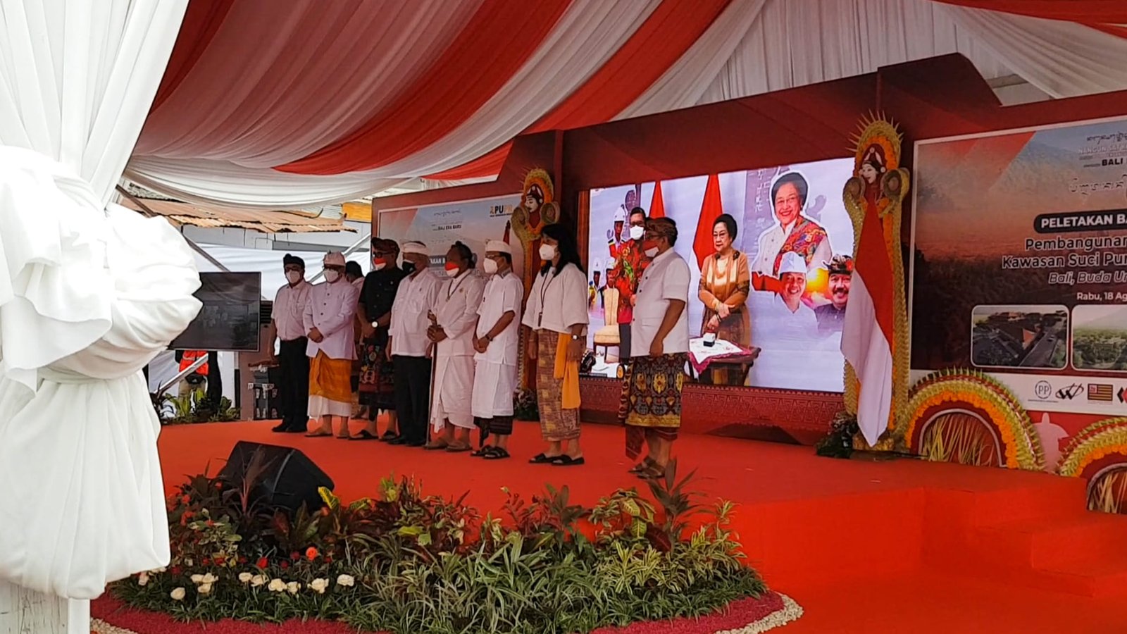 Gedung Parkir Pura Besakih